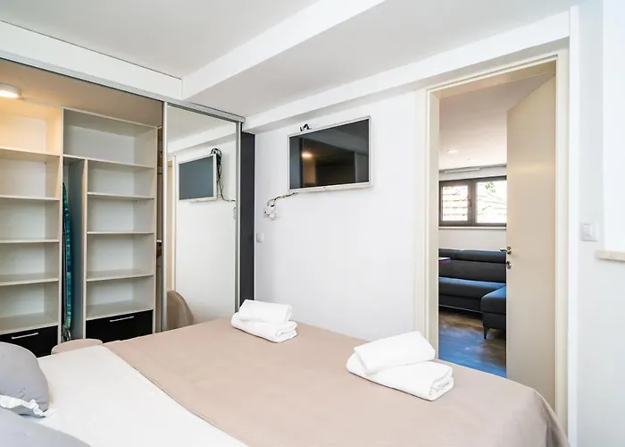 Oasis * Ντουμπρόβνικ