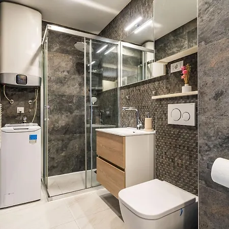 Apartment Oasis